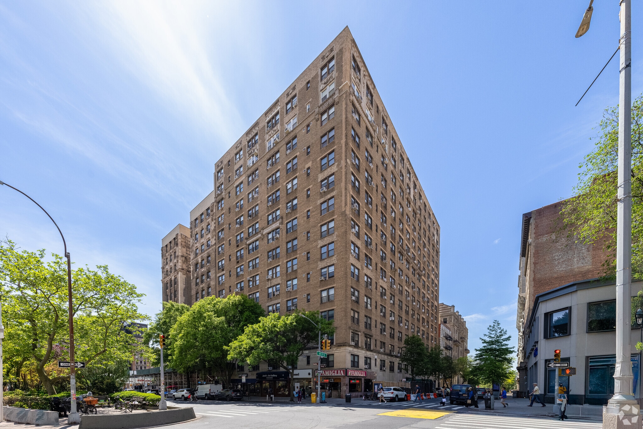 600 W 111th St, New York, NY for Rent