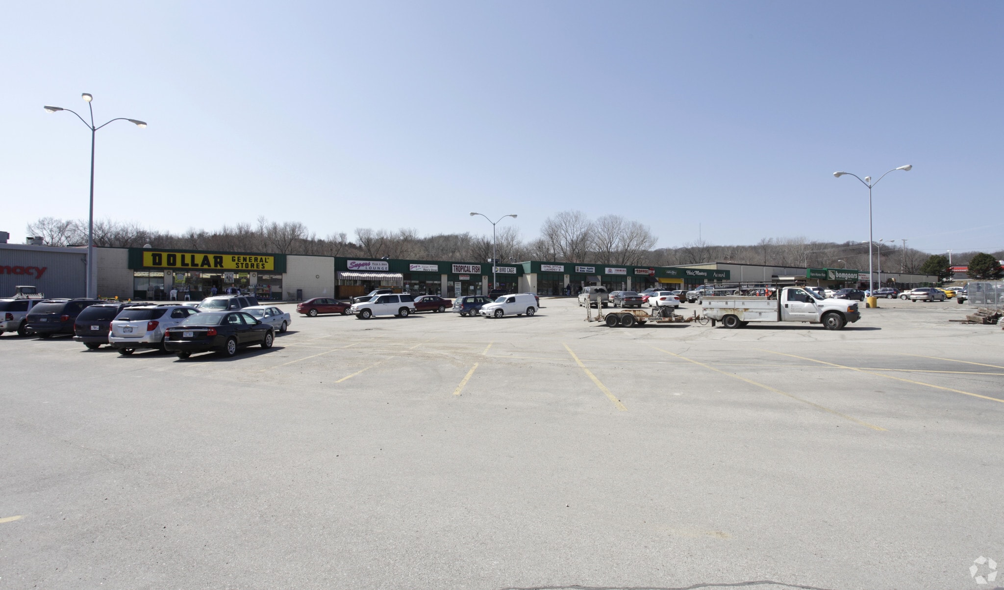 2703-2803 E Kanesville Blvd, Council Bluffs, IA for Rent