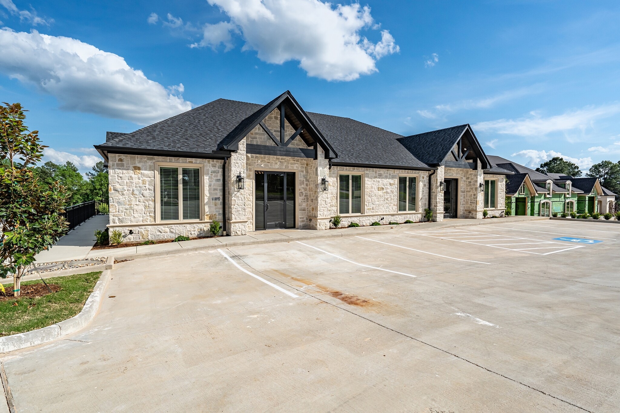 7196 Crosswater Ave, Tyler, TX for Rent