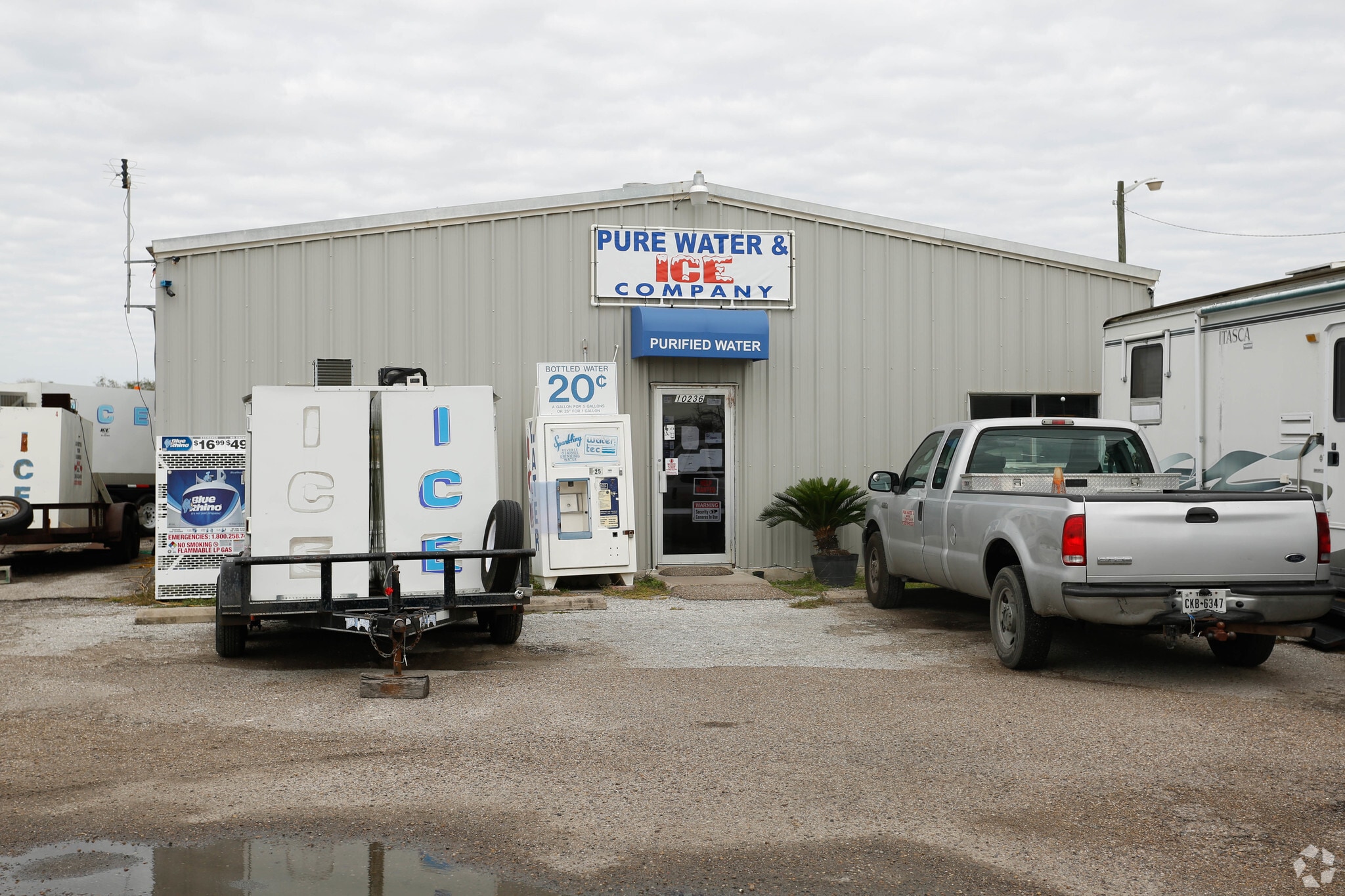 10236 Leopard St, Corpus Christi, TX for Rent