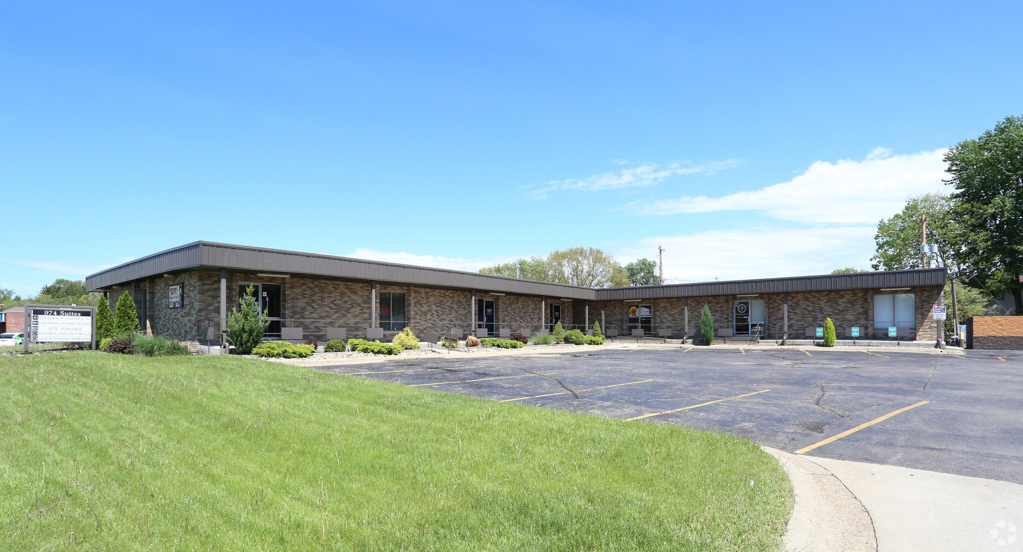 974 N 21st St, Newark, OH for Sale