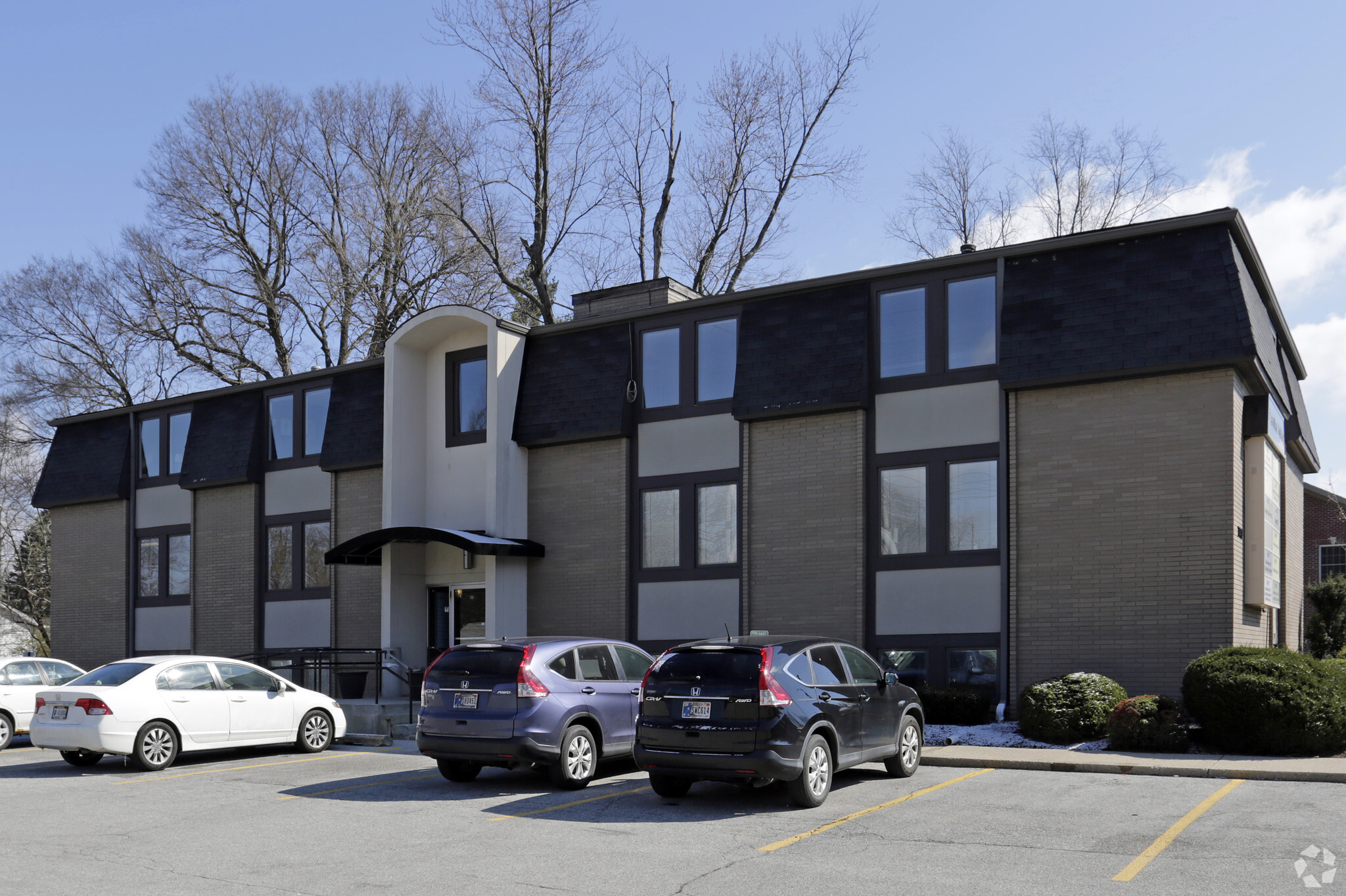 740 E 52nd St, Indianapolis, IN for Rent
