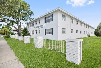 Clearwater, FL Apartments - 2566 Harn BLVD
