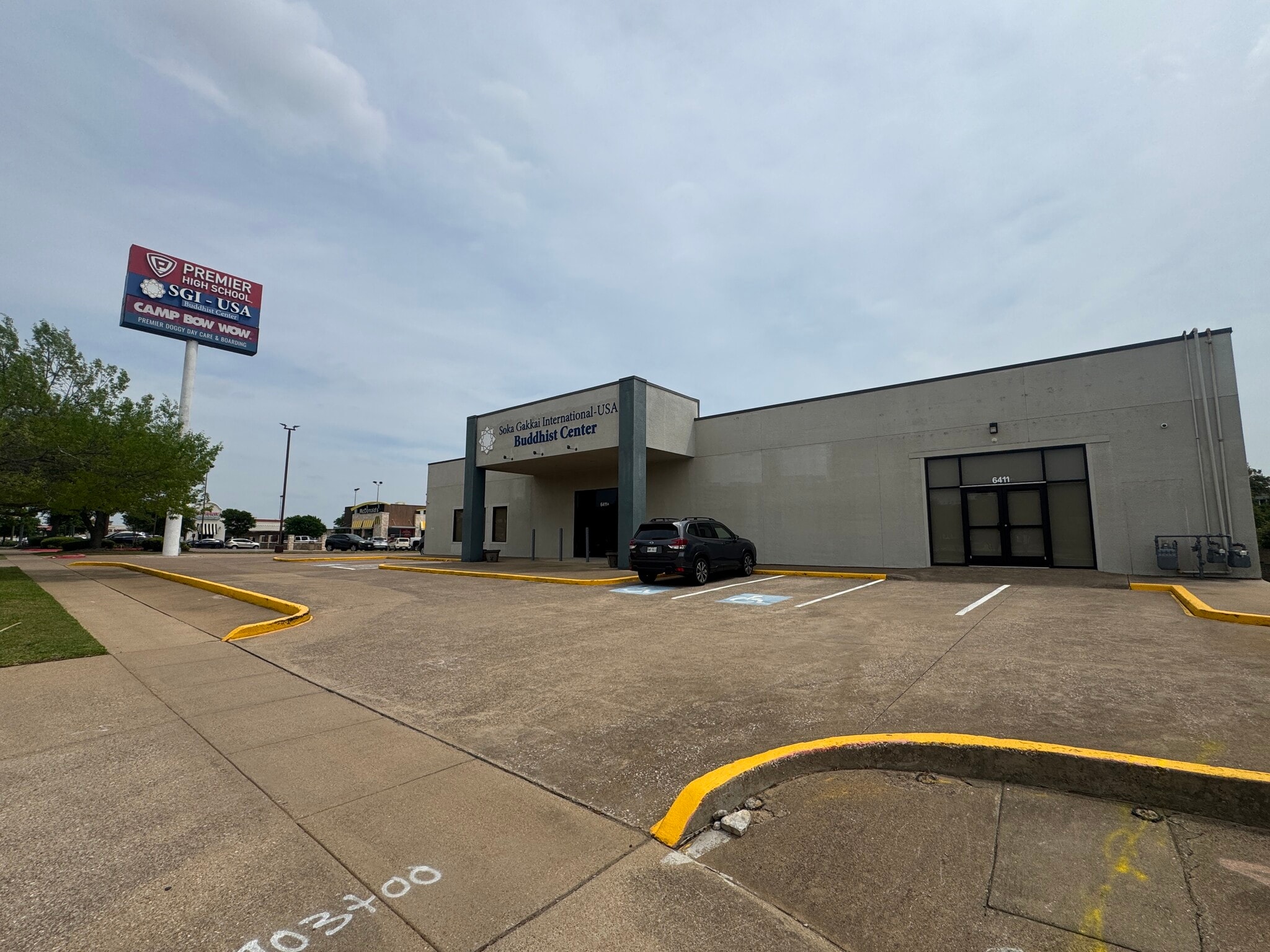 6411 Camp Bowie Blvd, Fort Worth, TX for Rent