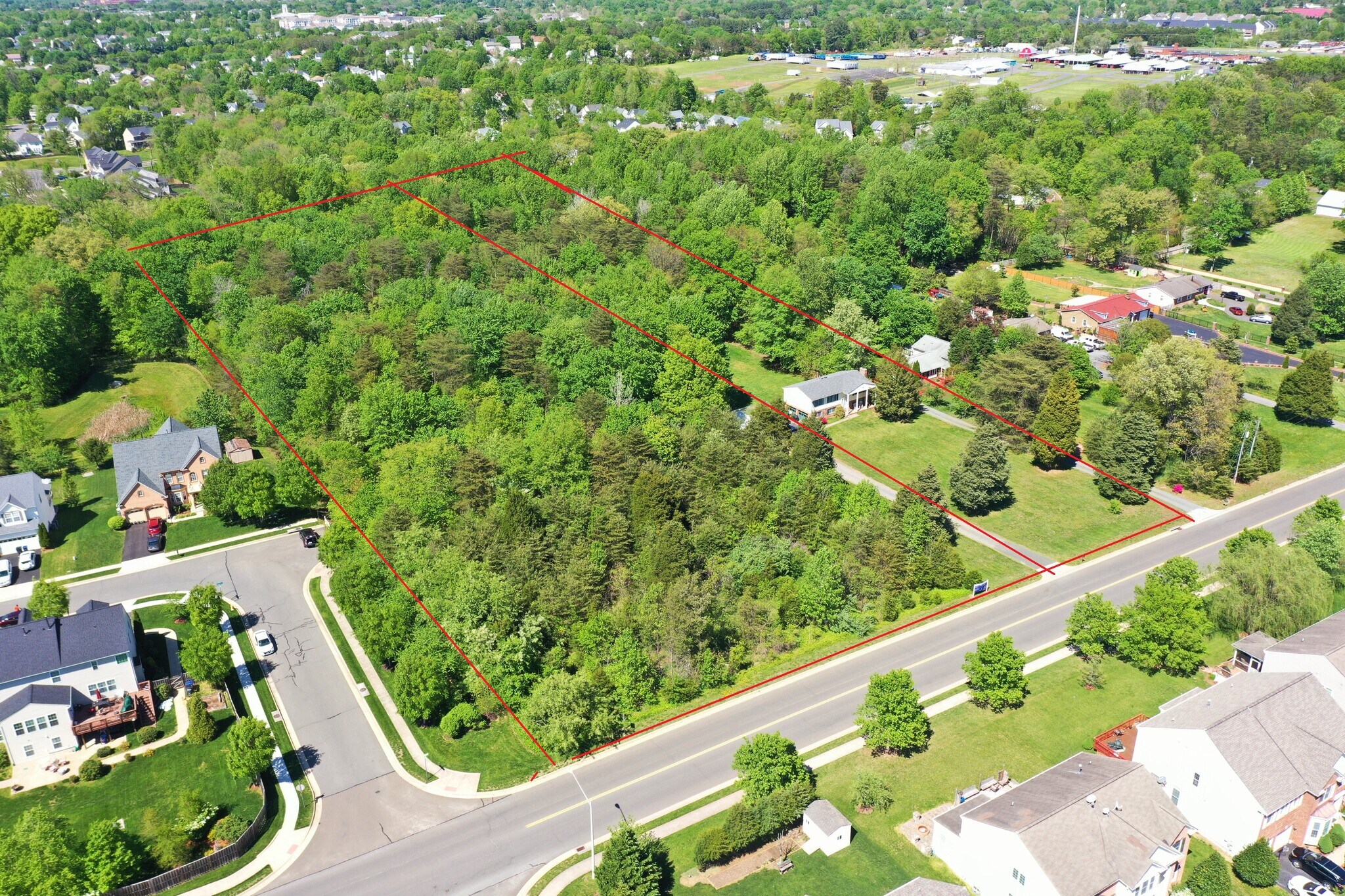 10499 Godwin Dr, Manassas, VA for Sale
