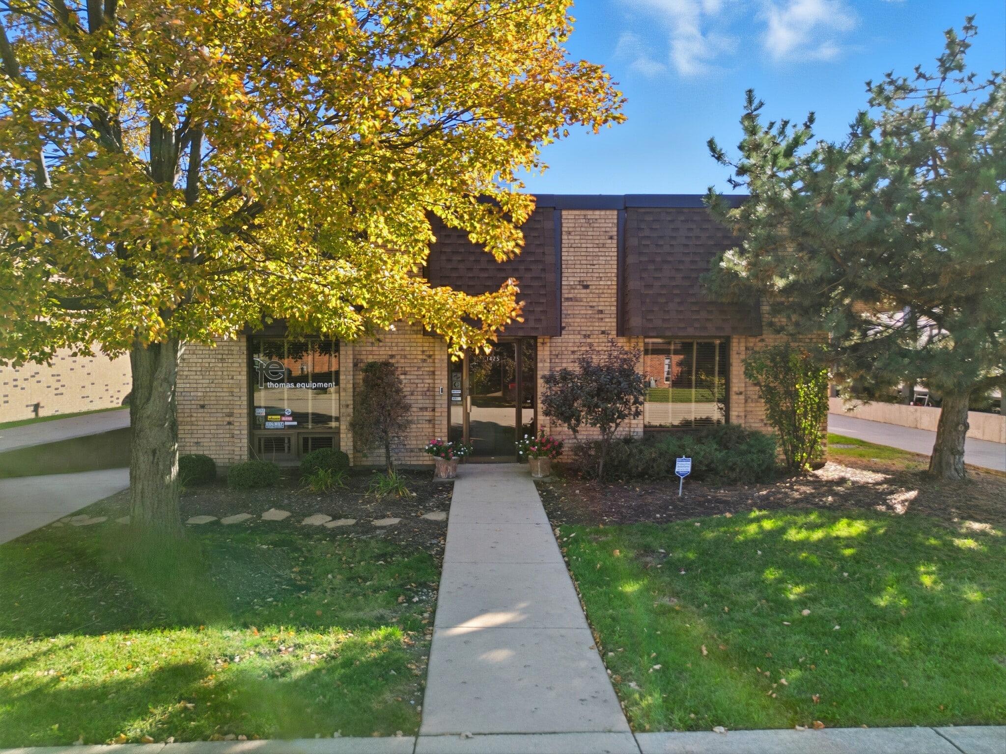 1425 Louis Ave, Elk Grove Village, IL for Rent