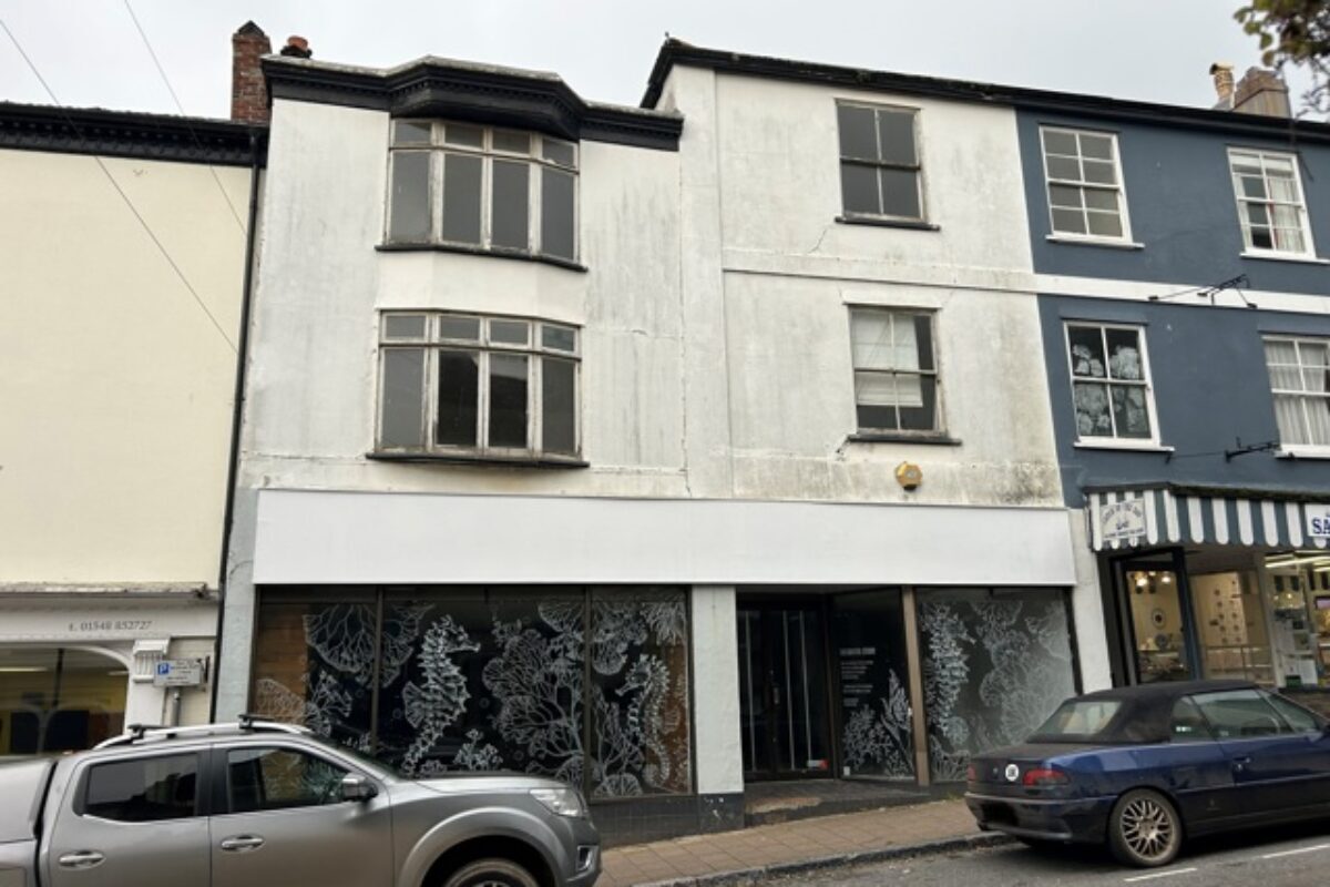 50-52 Fore St, Kingsbridge, DEV for Sale