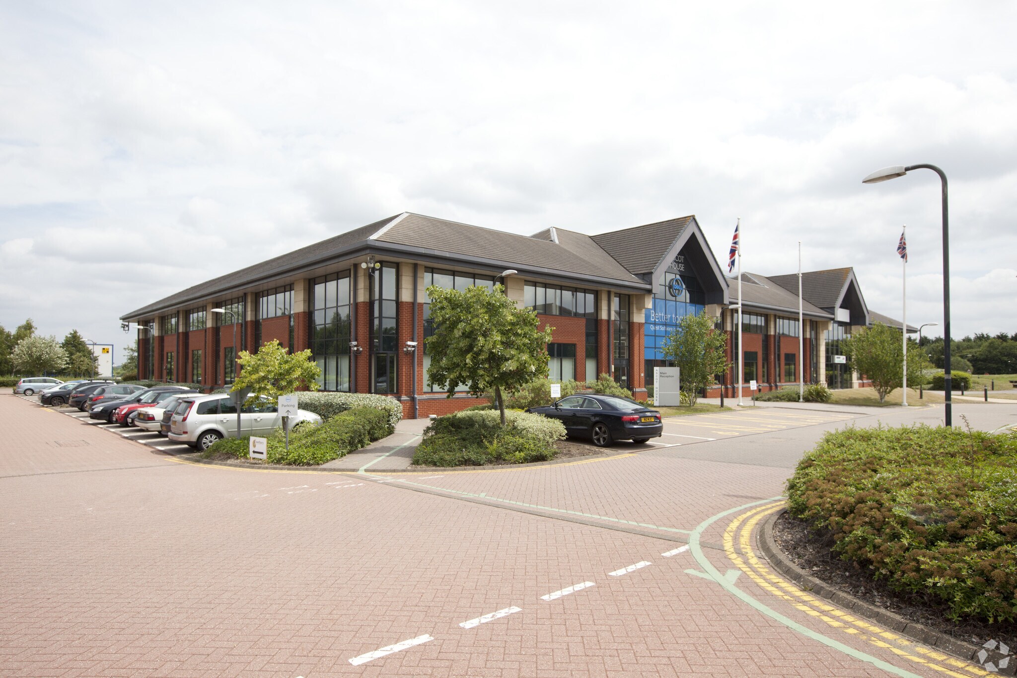 Westacott Way, Maidenhead, BKS for Rent