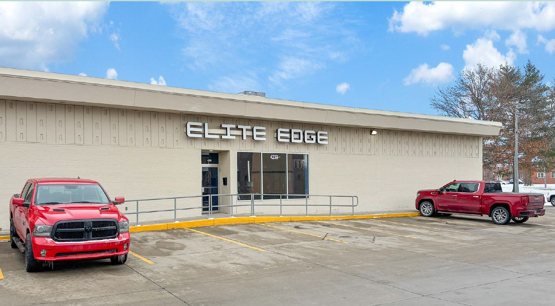 4201-4313 Fleur Dr, Des Moines, IA for Rent