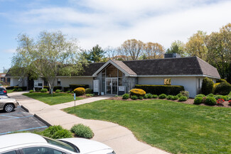 Riverhead, NY Office/Medical - 887 Old Country Rd