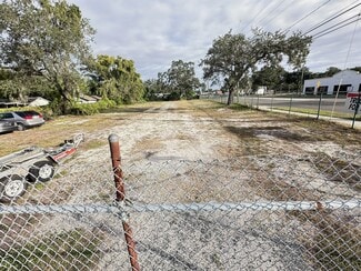 Tampa, FL Commercial - 10102 N Nebraska Ave