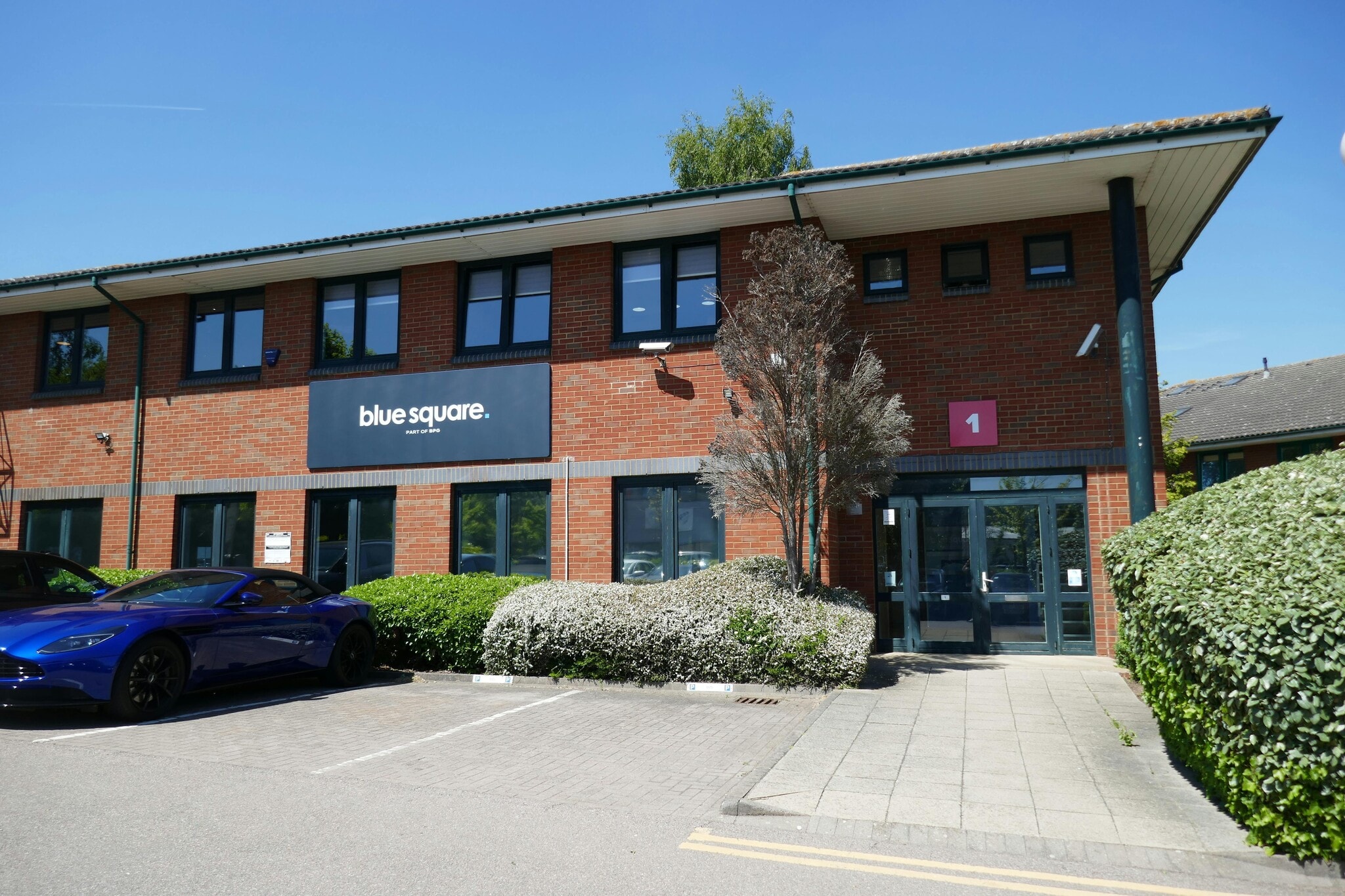 Basing Vw, Hertford, HRT for Rent