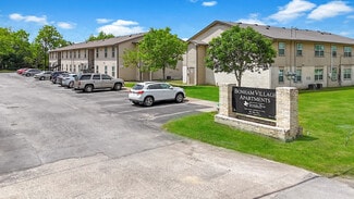 Bonham, TX Apartments - 1201 W 10th St