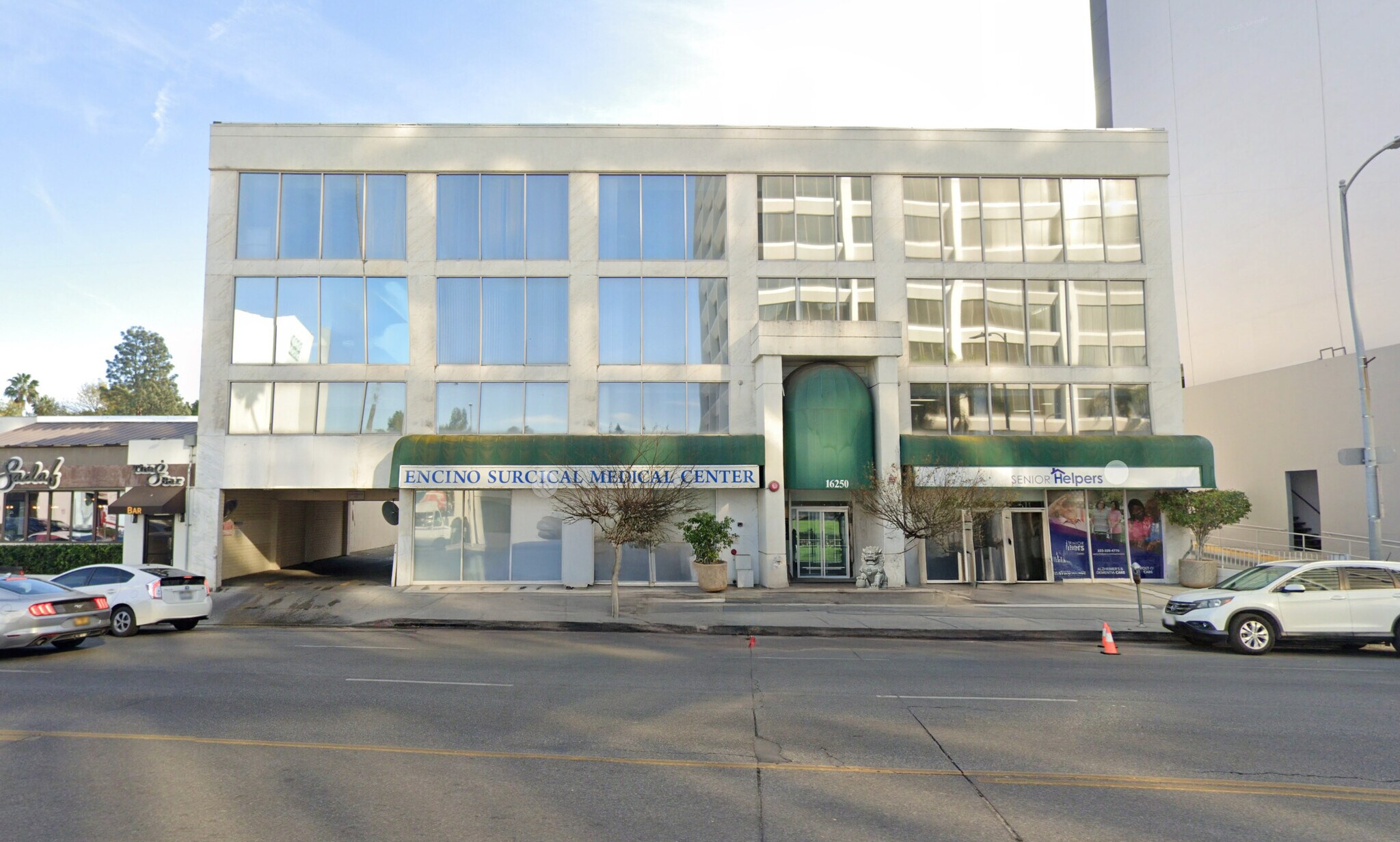 16250 Ventura Blvd, Encino, CA for Rent