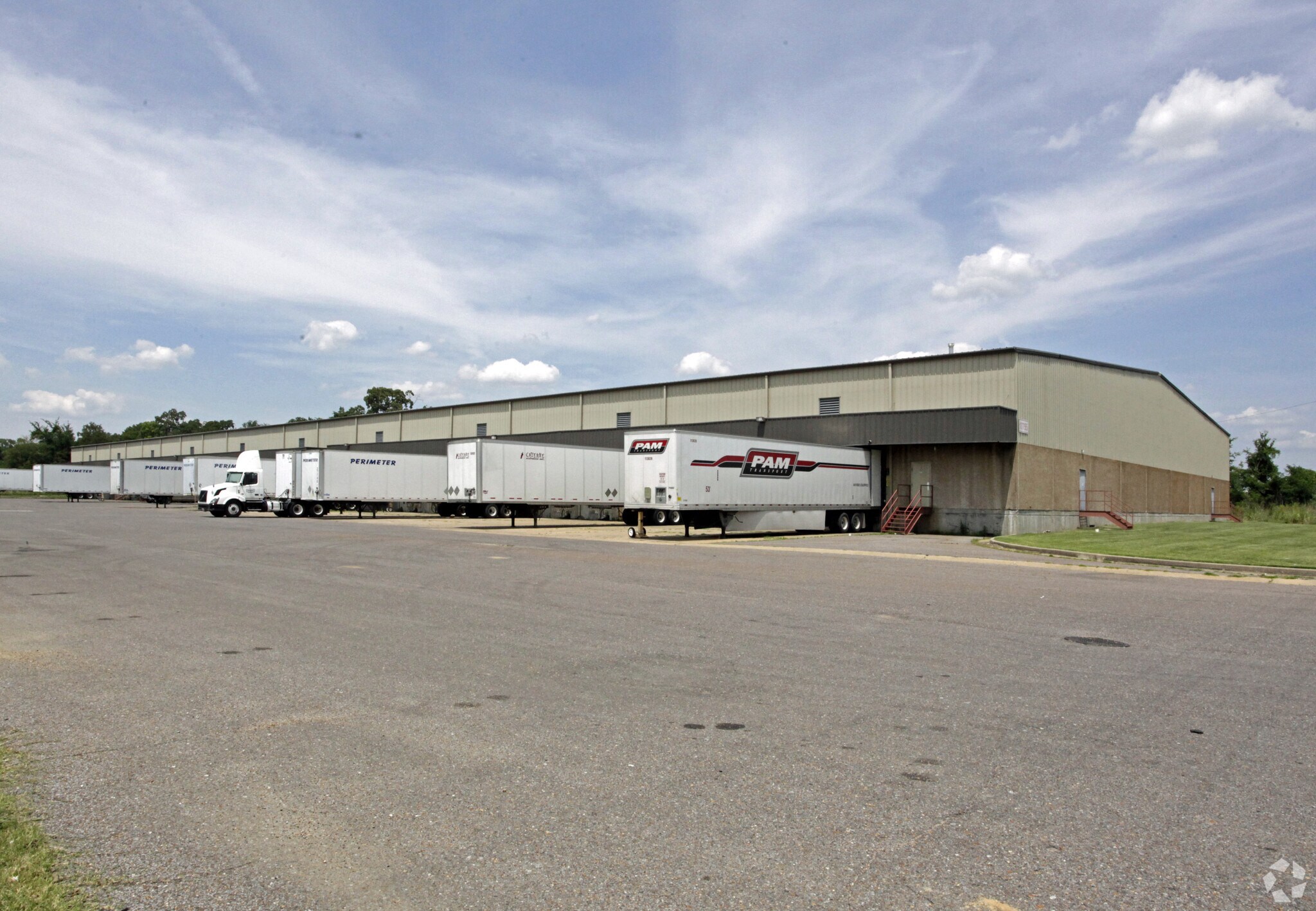 10795 Ridgeway Industrial Dr, Olive Branch, MS for Rent