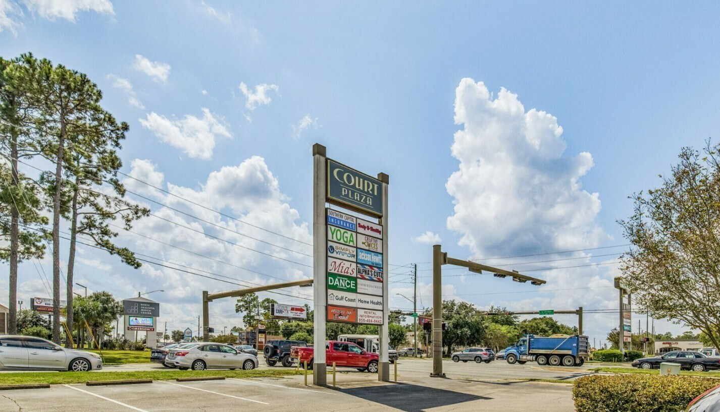 2221 S Ferdon Blvd, Crestview, FL for Rent