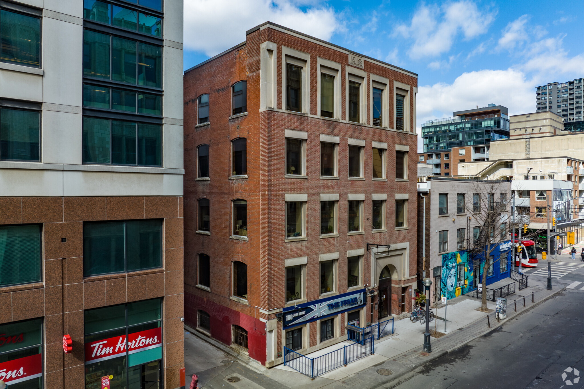 160 John St, Toronto, ON for Rent