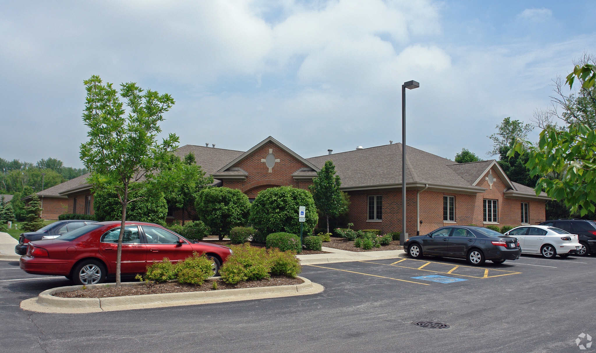 6743-6747 S Kingery Hwy, Willowbrook, IL for Rent