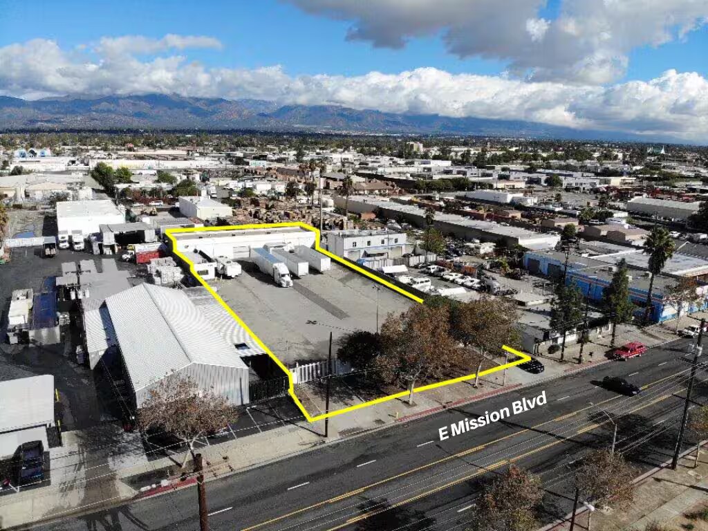 1405 E Mission Blvd, Pomona, CA for Rent