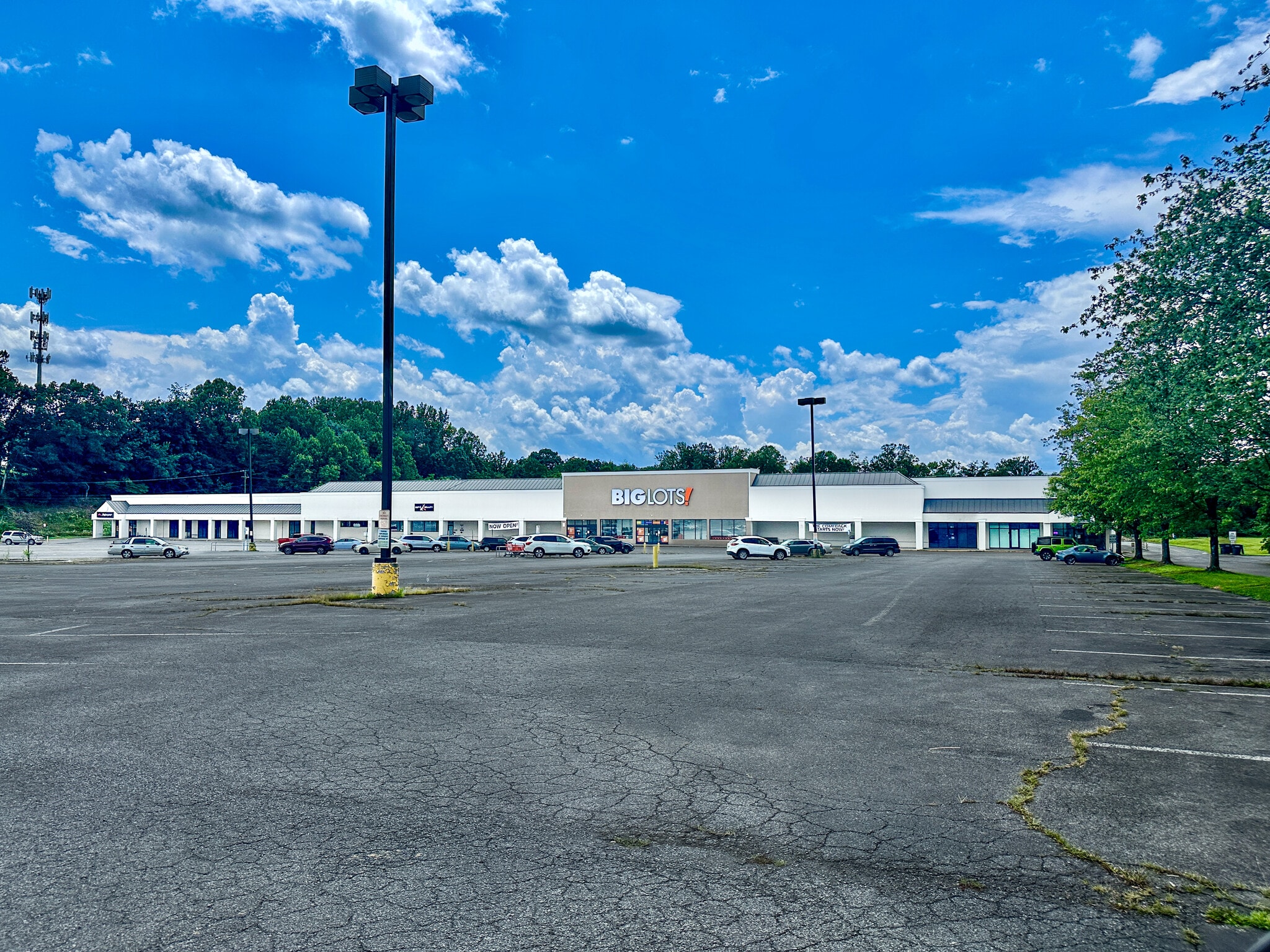 1092 By Pass Rd, Vinton, VA for Sale