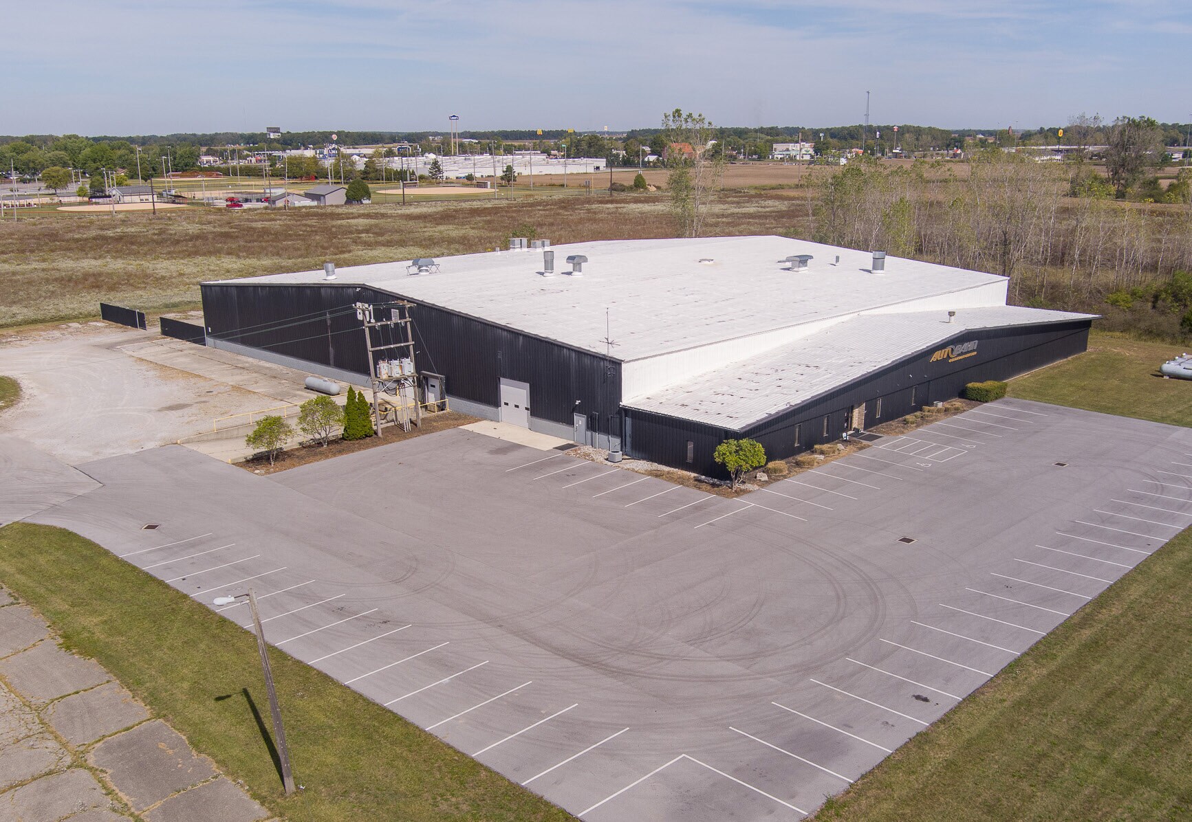 851 Industrial Dr, Wapakoneta, OH for Rent