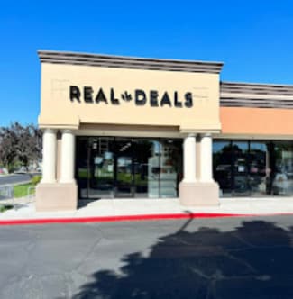 Twin Falls, ID Retail - Blue Lakes Blvd N @ Blue Lakes Blvd & Cheney Dr Twin Falls, ID Retail - Blue Lakes Blvd N @ Blue Lakes Blvd & Cheney Dr