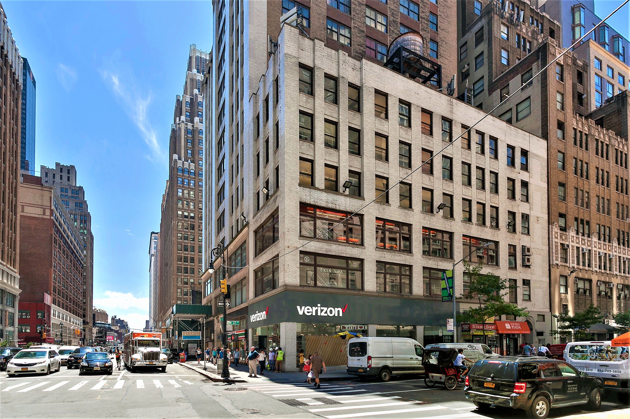 537 Eighth Ave, New York, NY for Rent