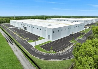 Yaphank, NY Industrial - 1001 Express Drive North Yaphank, NY Industrial - 1001 Express Drive North