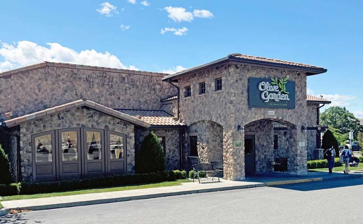 615 Valley Mall Pky, East Wenatchee, WA for Sale