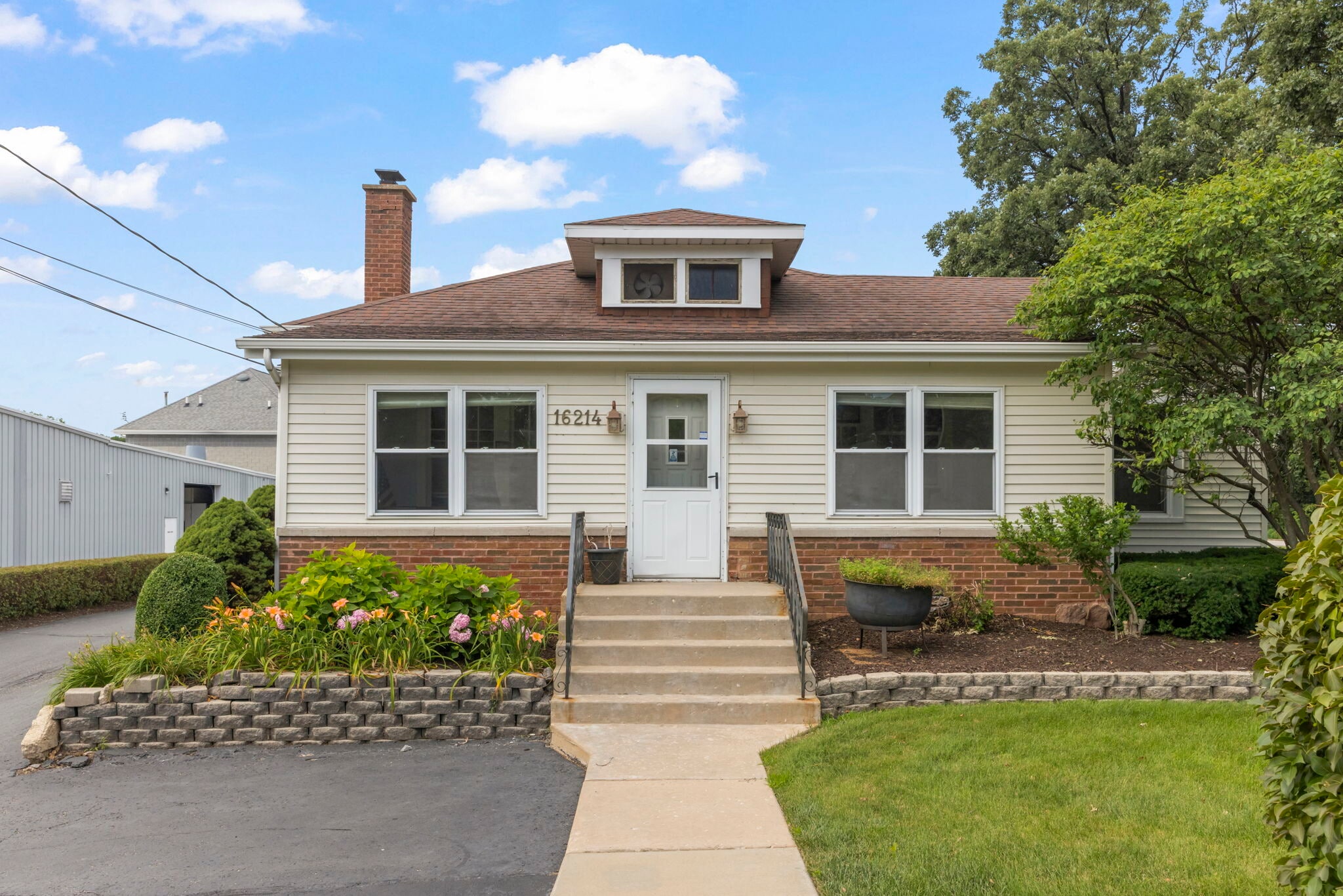 16214 S Lincoln Hwy, Plainfield, IL for Sale