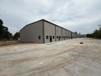 Conroe, TX Industrial - 837 Santa Fe St