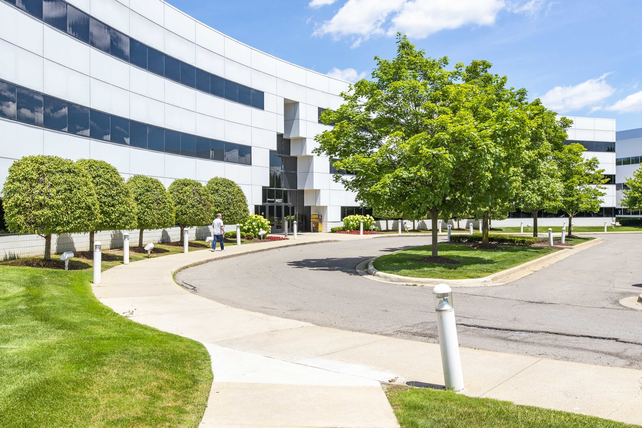 100 Phoenix Dr, Ann Arbor, MI for Rent