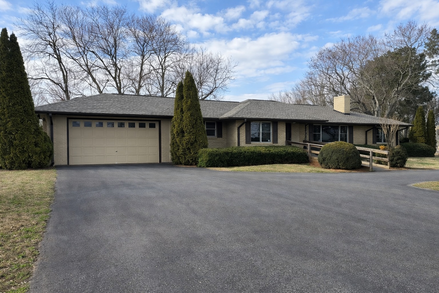 5190 Piney Grove Rd, Cumming, GA for Rent