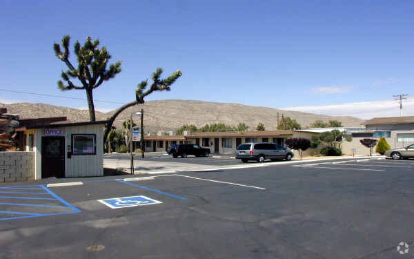 55446 29 Palms Hwy, Yucca Valley, CA for Sale