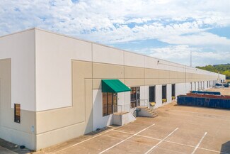 Dallas, TX Industrial - 3000 W Commerce St