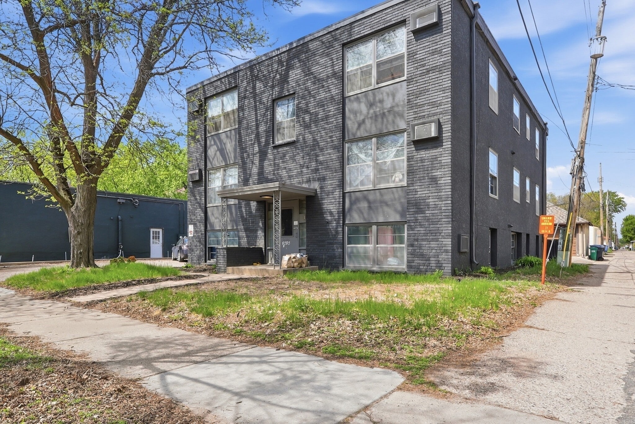 3606 E 34th St, Minneapolis, MN for Sale