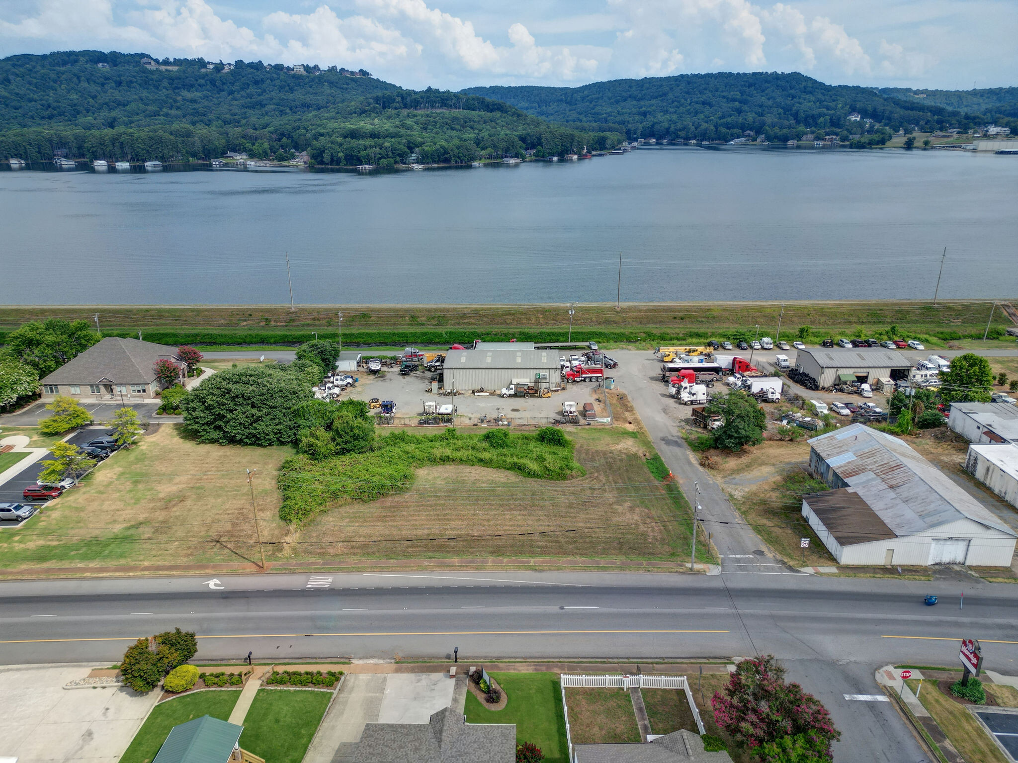 Blount Ave, Guntersville, AL for Sale