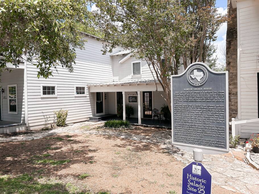 7 N Main St, Salado, TX for Rent