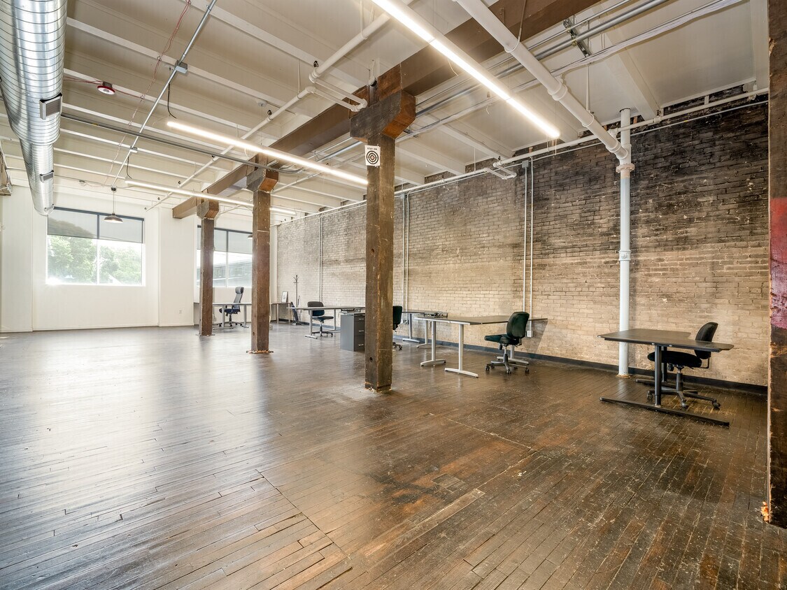 127-131 Railroad St, Rochester, NY for Rent