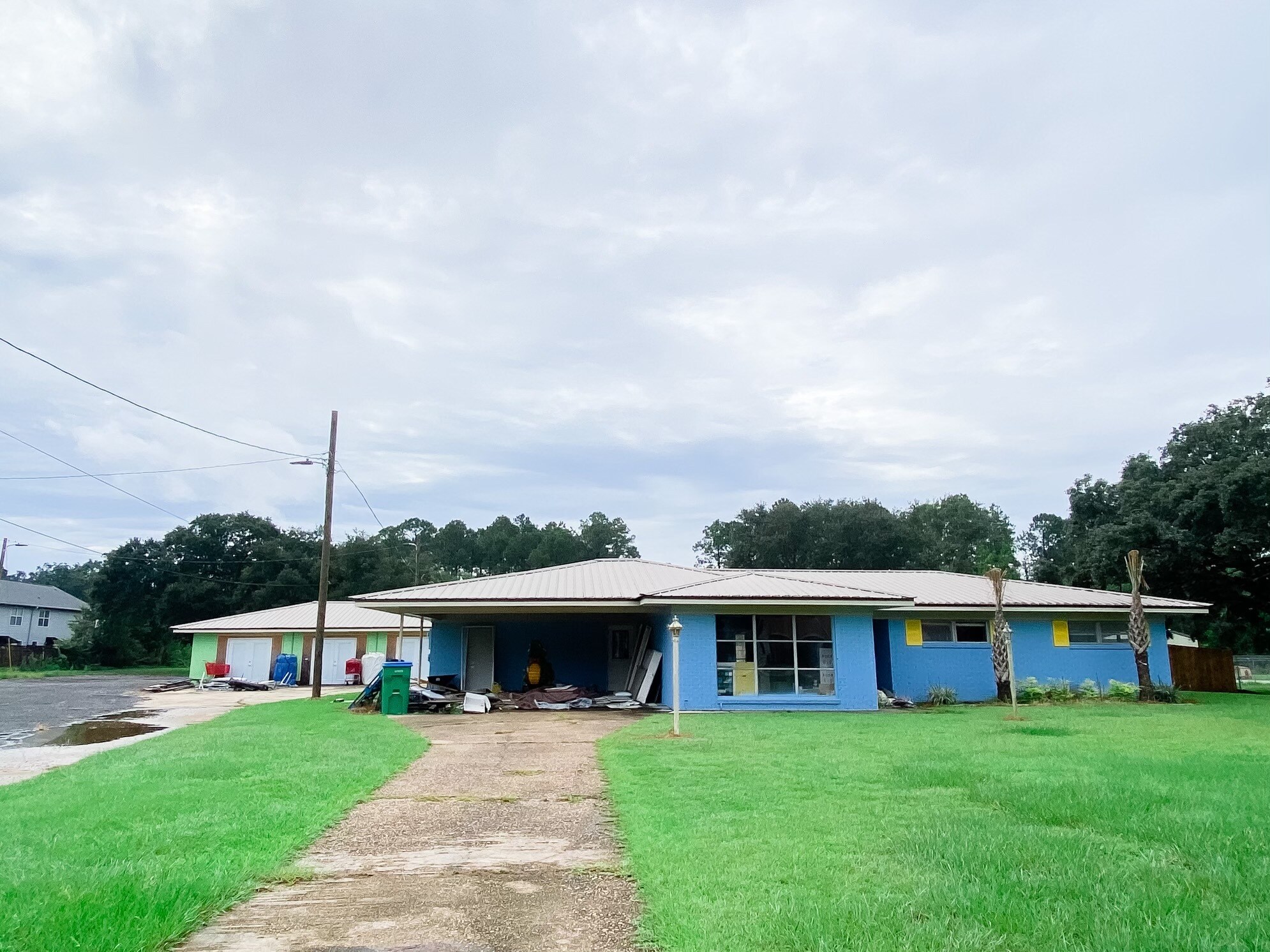 813 Shelton Beach Rd Saraland, AL 36571 Retail Property for Sale on