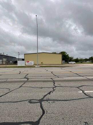 La Marque, TX Warehouse - 3201 Texas Ave