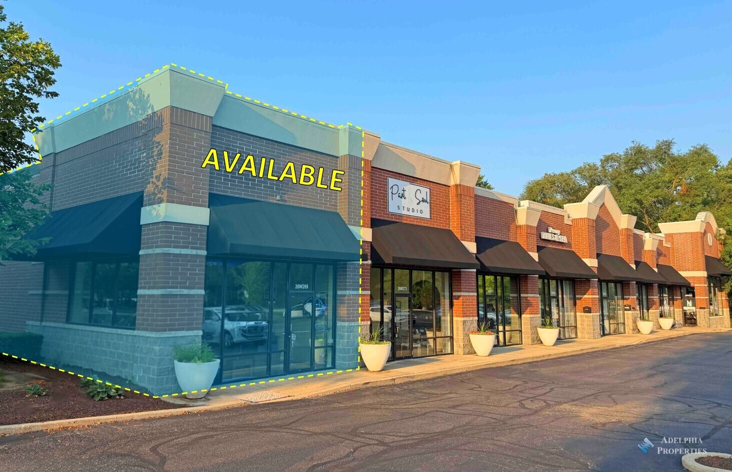 26W269 Geneva Rd, Winfield, IL for Rent