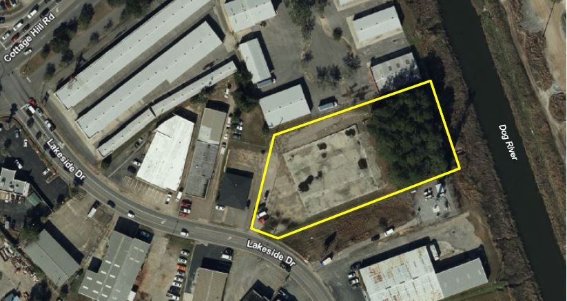 721 Lakeside Dr, Mobile, AL for Rent