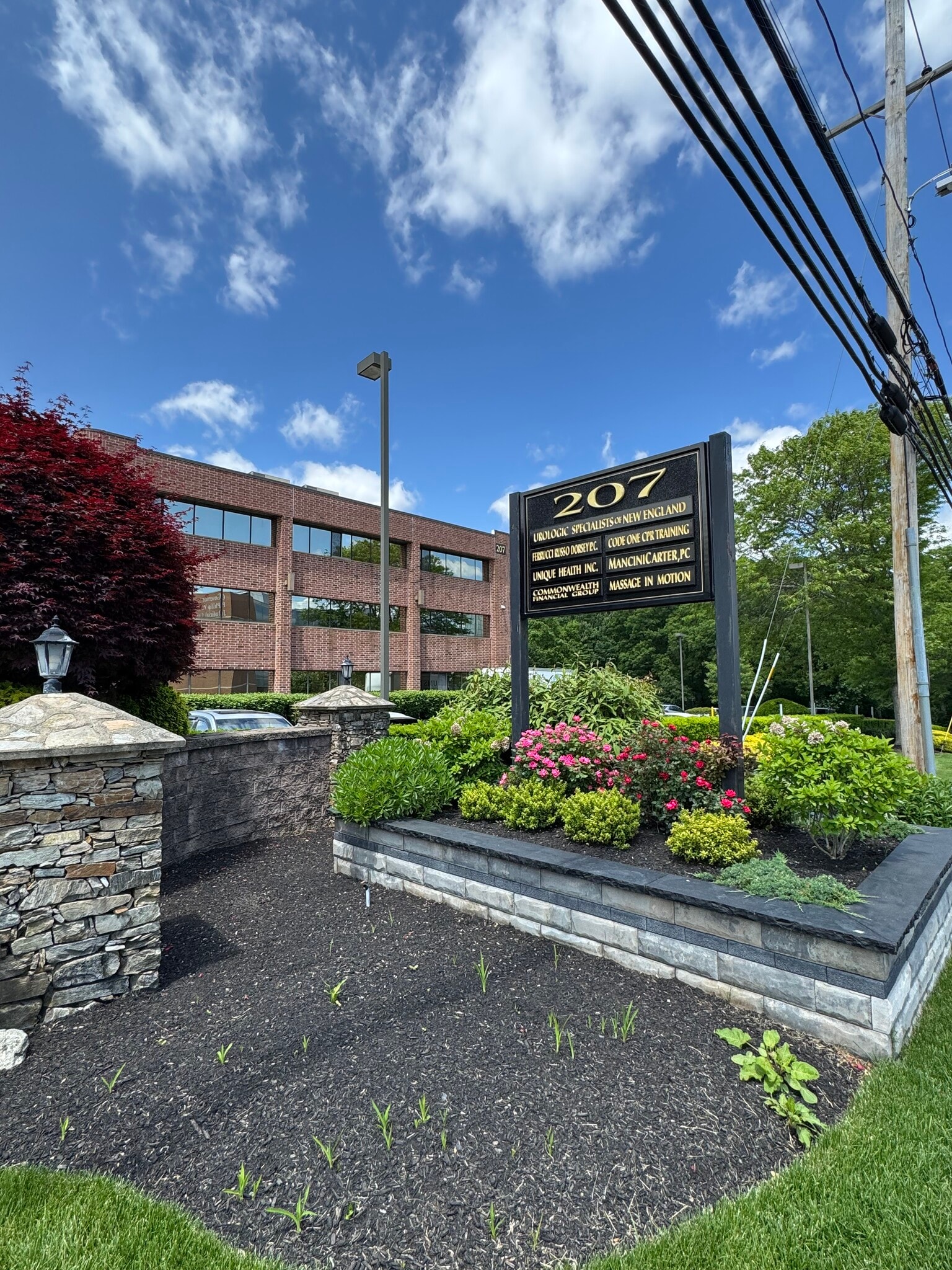 207 Quaker Ln, West Warwick, RI for Rent