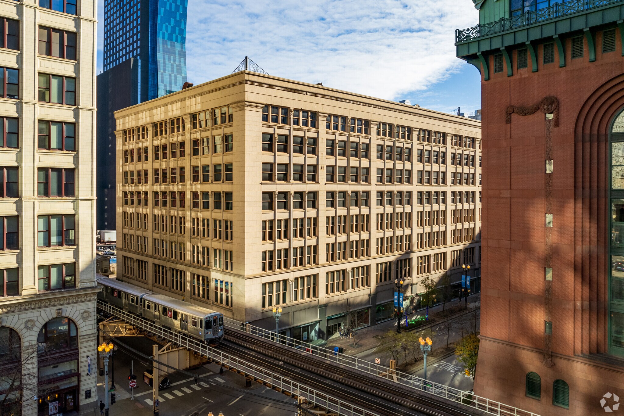 401 S State St, Chicago, IL for Rent