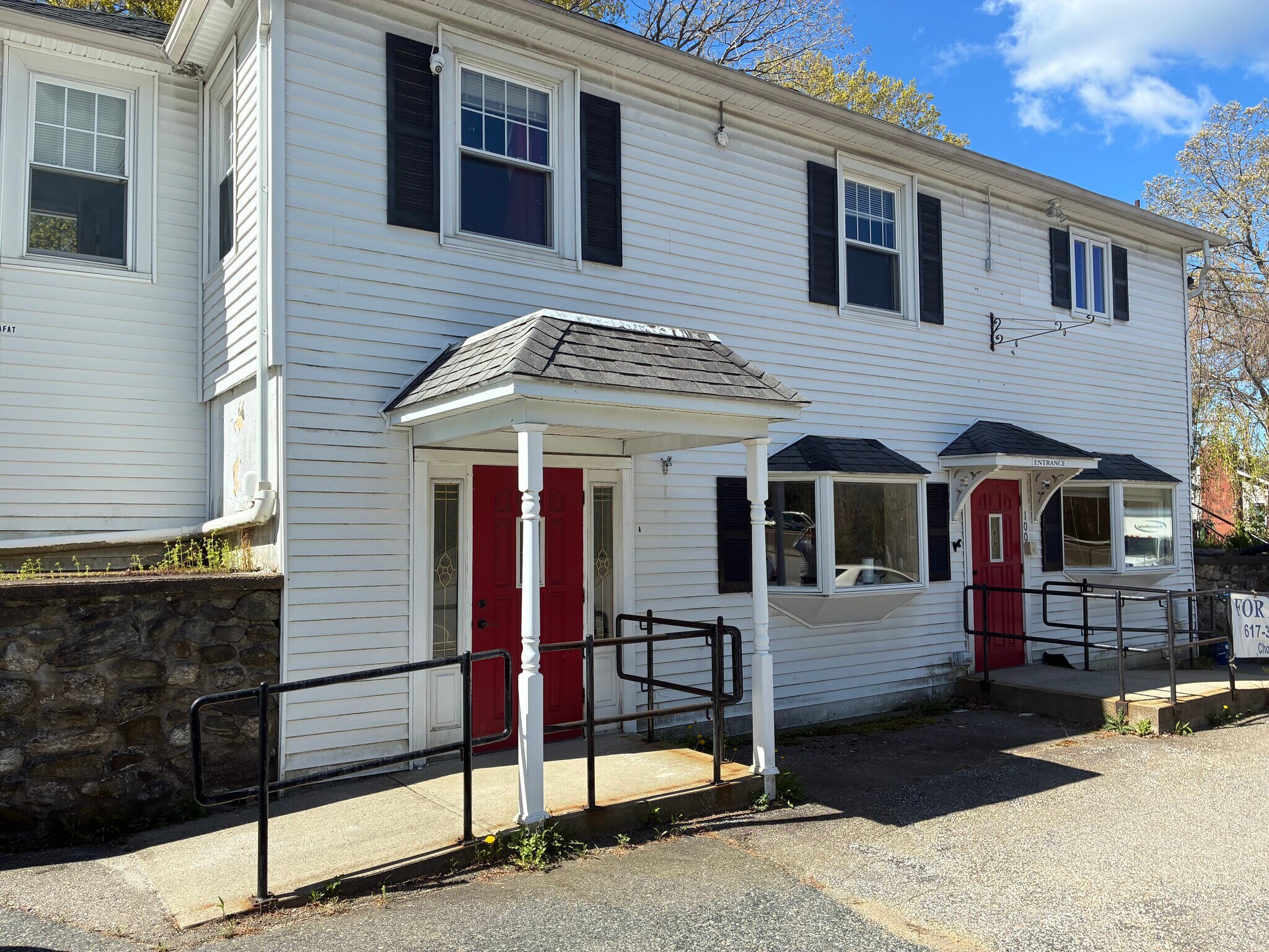 100 Worcester Rd, Charlton, MA for Rent