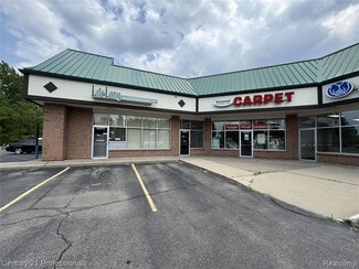 Clinton Township, MI Retail - 43970-44002 Gratiot Ave