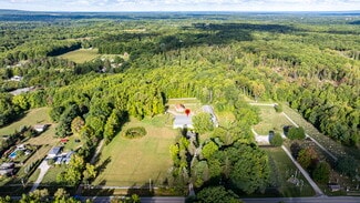 Painesville, OH Sports and Entertainment - 6600 Vrooman Rd