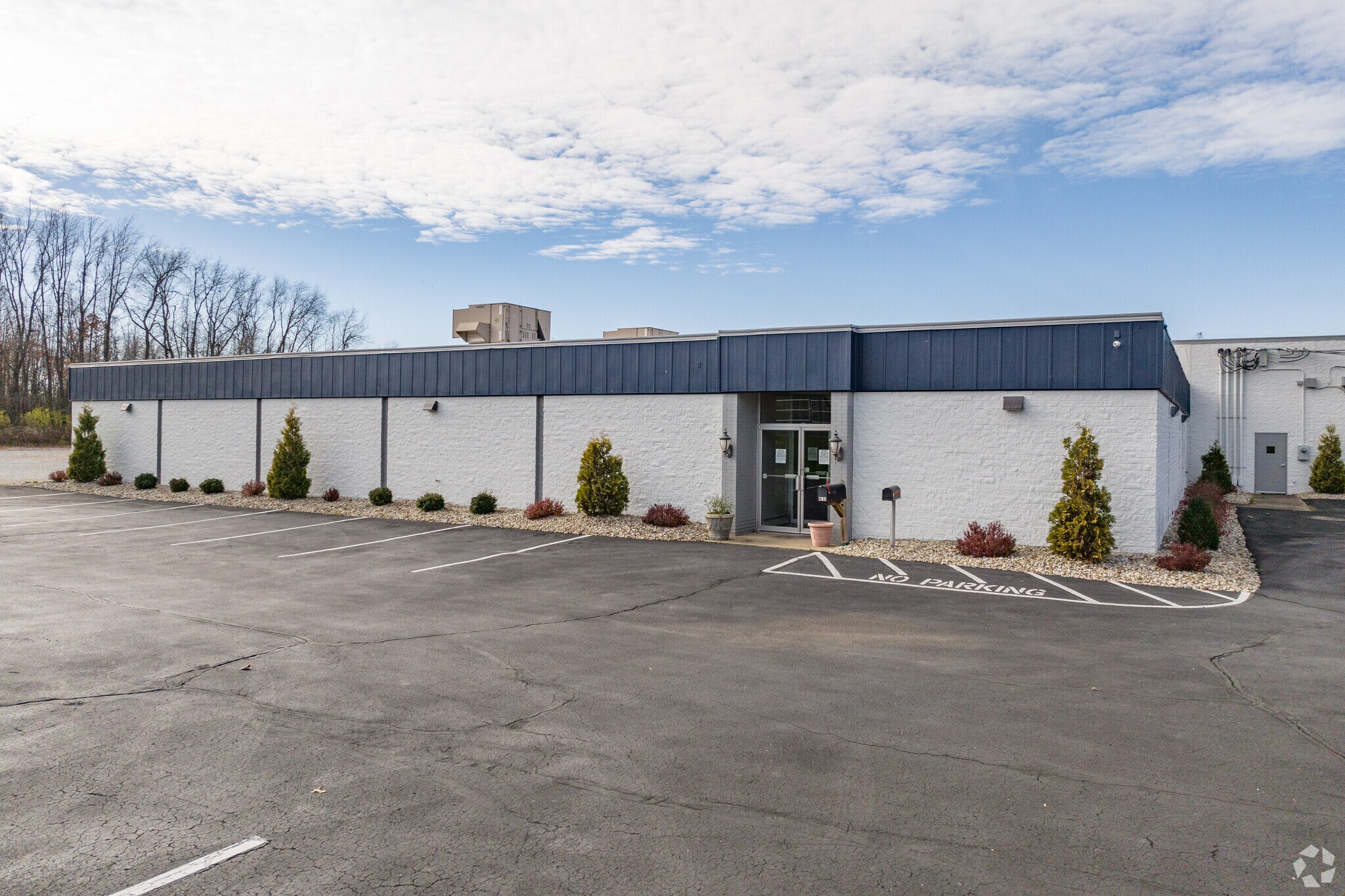 3960 Summit Rd, Barberton, OH for Rent