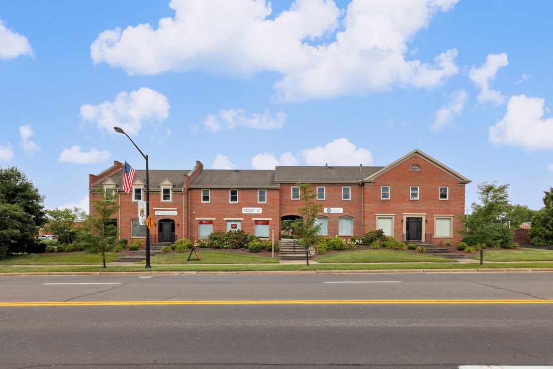 126 W Streetsboro St, Hudson, OH for Sale